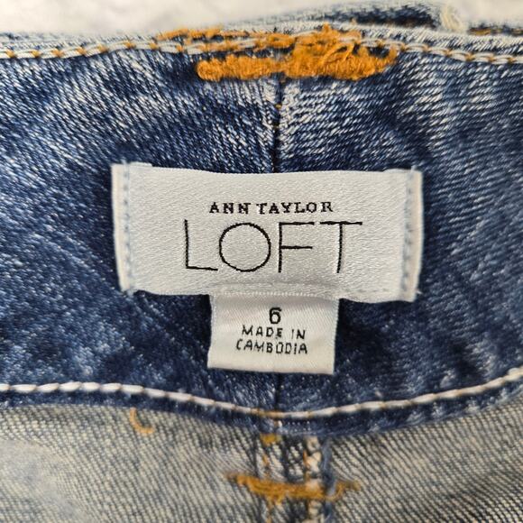 Ann Taylor Loft Denim Skirt Stretch Mini 3 Button Waistband size 6 - Picture 7 of 10